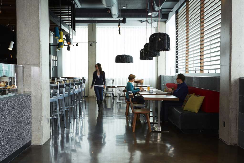 Alt Hotel Ottawa Downtown Restoran fotoğraf